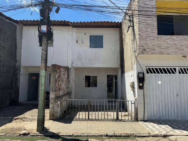 COND RESIDENCIAL ZURIQUE