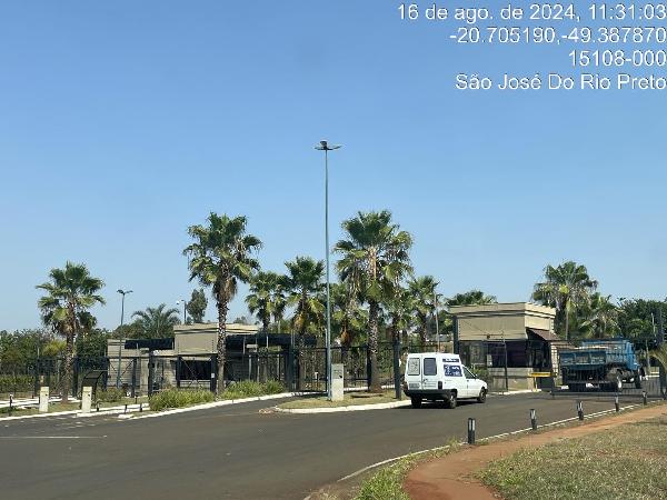 1444418678866_foto1.jpg