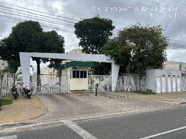 COND JARDINS DO LESTE I