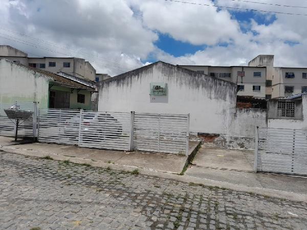 CONDOMINIO MULTIFAMILIAR
