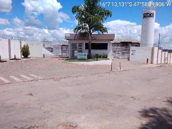 CONDOMINIO VILA VERDE I