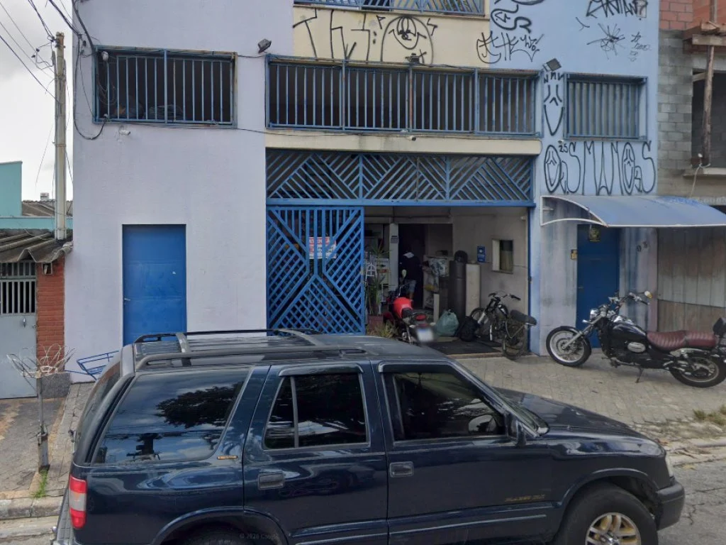 Galpão 920 m² (área construída)