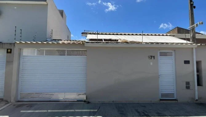 Casa 64 m²