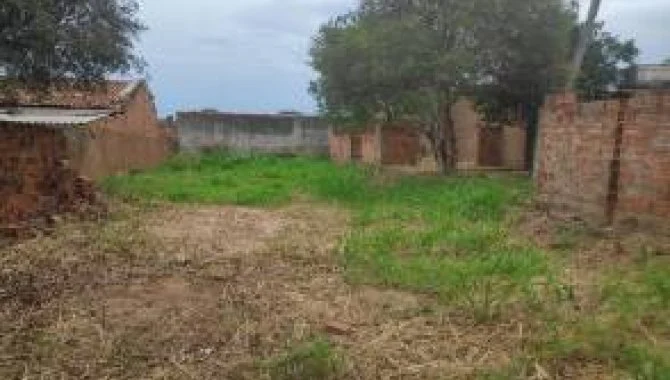 Terreno 420 m²