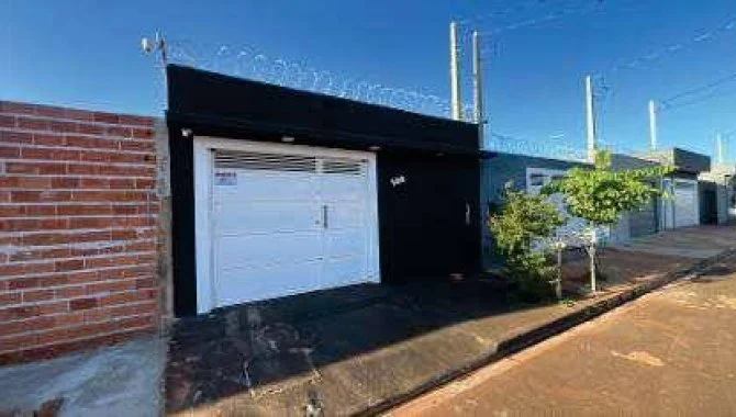 Casa, Padrão, 1 Vaga(S) de Garagem